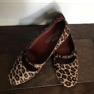 Donald Pliner leopard print flats